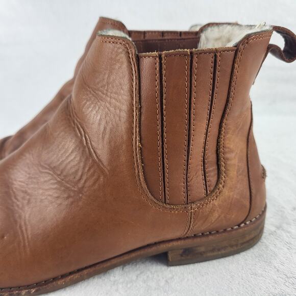 MADEWELL Ainsley Chelsea Leather Shearling Slip On Ankle Boot Brown | Size 10 - Picture 12 of 16